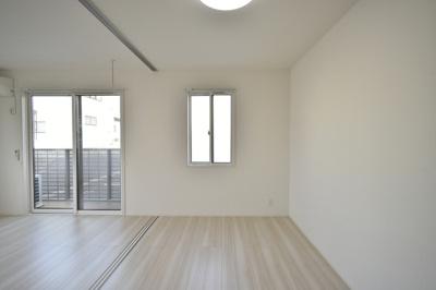 【洋室】 | ヒルサイド本江