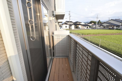 【バルコニー】 | ヒルサイド本江