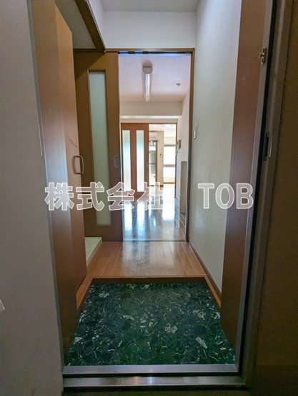 【玄関】 | サンパラッツオ六番館 | ※クリーニング中の撮影※
