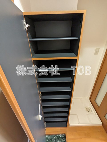 【設備】 | サンパラッツオ六番館 | シューズボックス※クリーニング中の撮影※