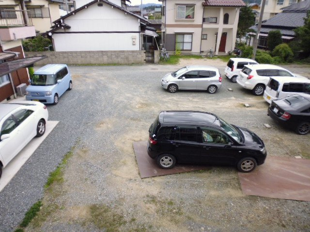 ヴァロン駐車場の駐車場