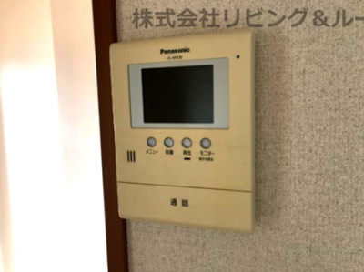 【セキュリティ】 | クァトレ・セゾン　フルール | カメラ付インターホン