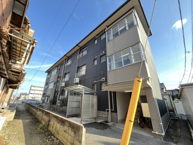 マルタカマンションの外観