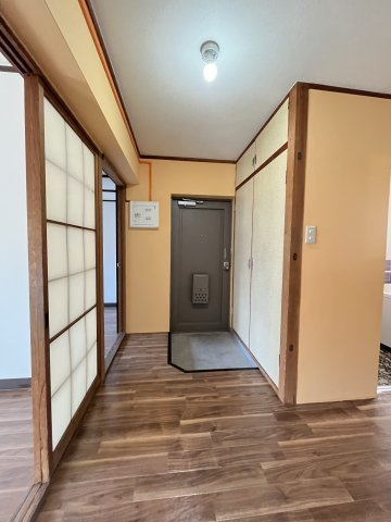 マルタカマンションの居間・リビング