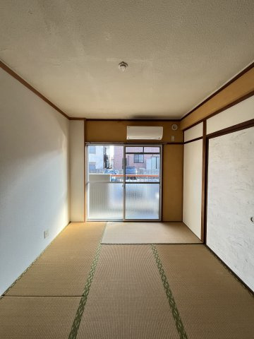マルタカマンションの和室