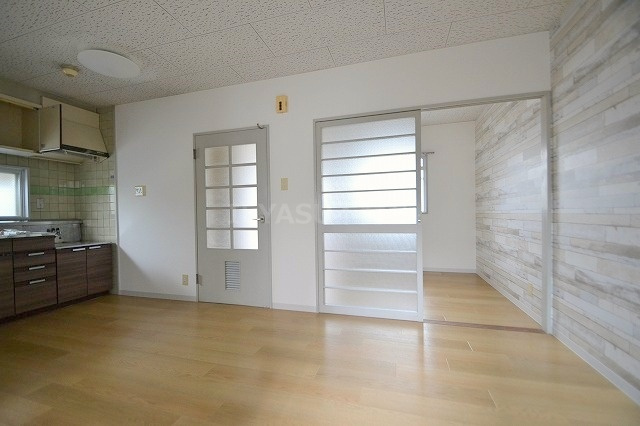 広島市西区庚午北３丁目の賃貸マンションの居間・リビング