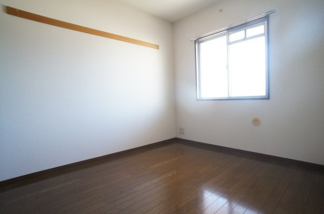 春荘館花水木の寝室|参考、同建物・同間取りの号室