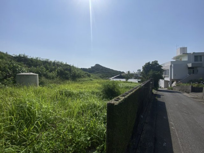 【外観】 | 南城市大里字大里（全3区画・建築条件なし約40坪） | ※全3区画　A号地　998万円・B号地　998万円・C号地　契約済み