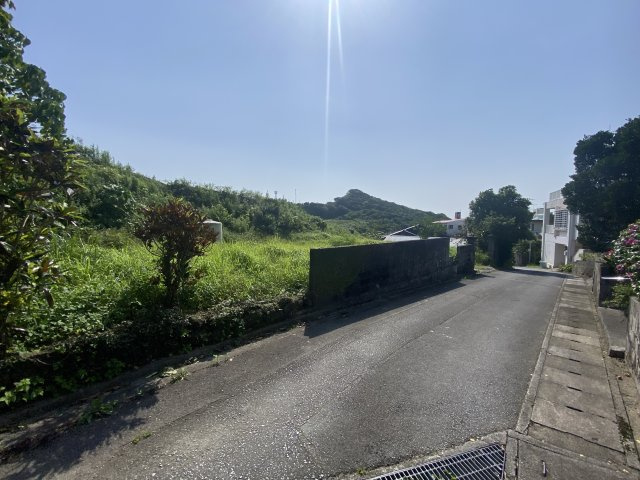 南城市大里字大里（全3区画・建築条件なし約40坪）