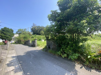 【前面道路含む現地写真】 | 南城市大里字大里（全3区画・建築条件なし約40坪） | ※前面道路♪