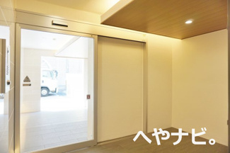 【エントランス】