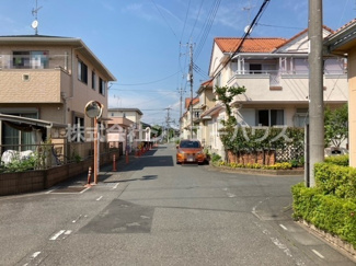 【前面道路含む現地写真】