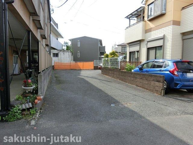 浪花町　売地の外観|浪花町　売地　約50.3坪　敷地延長部分あり　更地　建築条件なし　南東側4ｍ公道面　