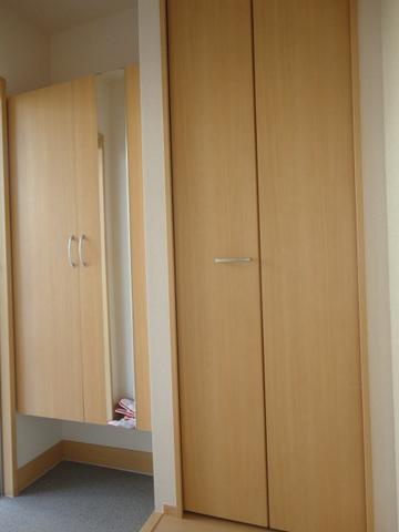 セジュールけやきの玄関|※写真は別部屋です。