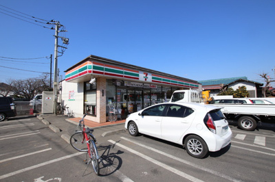 セブンイレブン荒幡店まで350ｍ