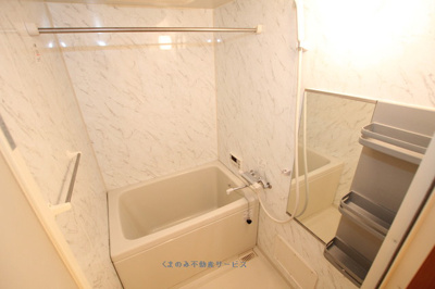 【浴室】 | ハイム行村 | 落ち着いた空間のお風呂です
ハイム行村106号室　2021/5/7撮影