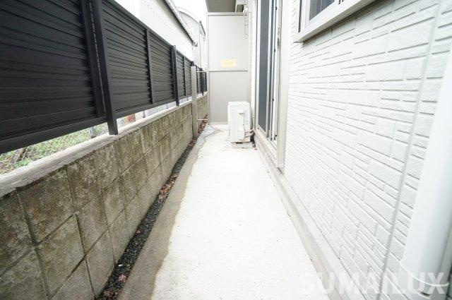 熊本市南区近見８丁目のアパートのバルコニー