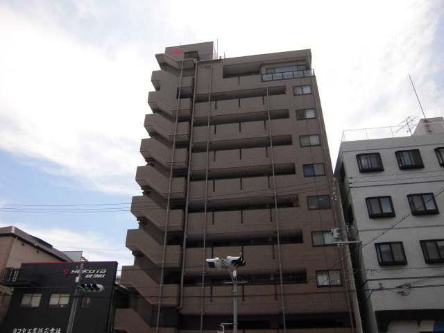 ドーム１番館