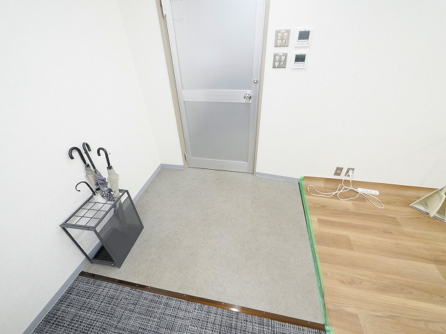 北之庄町2F事務所の内装