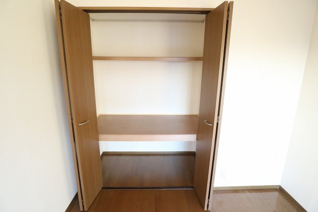 ストークコートNの収納|※別部屋のイメージ写真です。