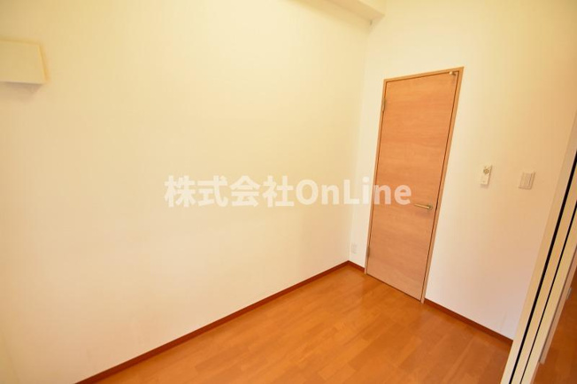 【洋室】 | EAST RESIDENCE