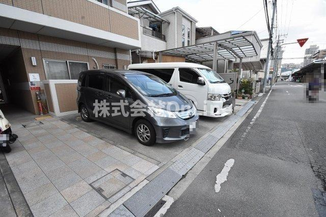 【駐車場】 | EAST RESIDENCE