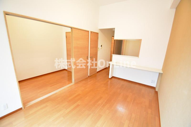 【居間・リビング】 | EAST RESIDENCE