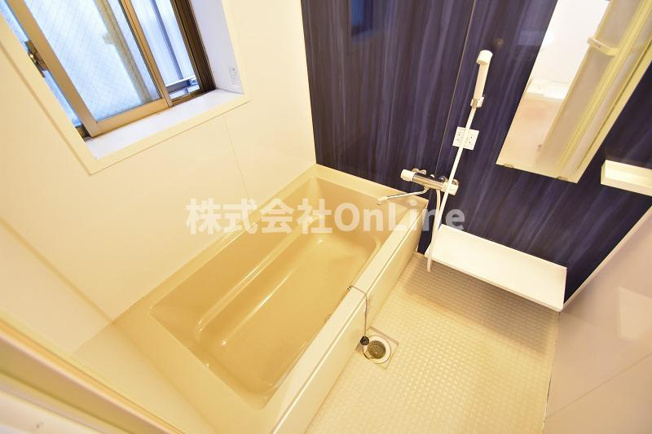 【浴室】 | EAST RESIDENCE