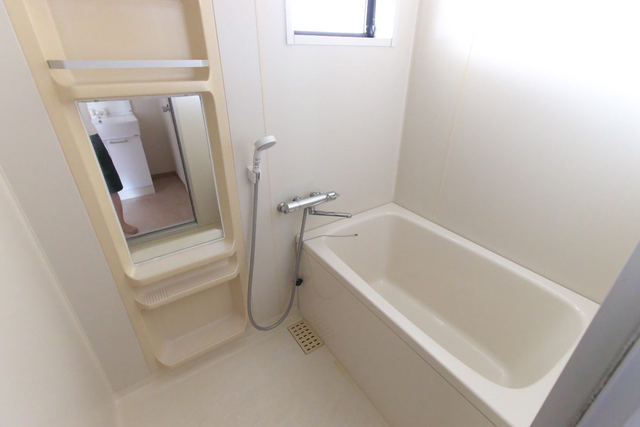 フレール和泉Aの浴室