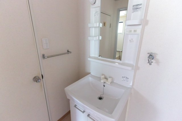 フレール和泉Aの独立洗面台
