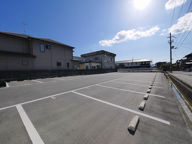 桜池駐車場