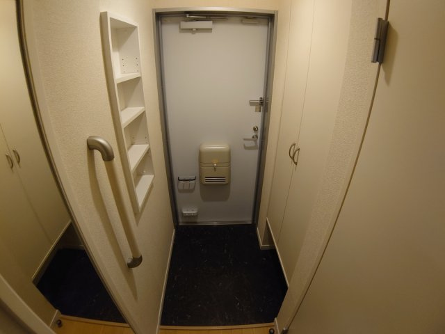 【玄関】 | レオネクストディアグレイス宝塚