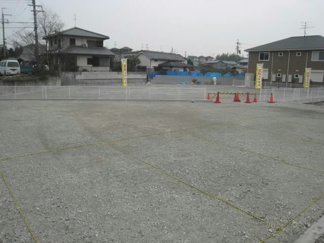 疋田町２丁目モータープール