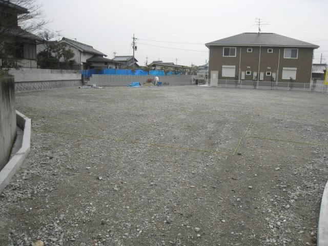 疋田町２丁目モータープールの外観