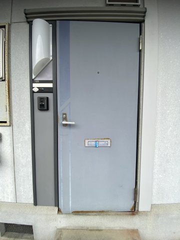 サンライフ宮野Aの玄関