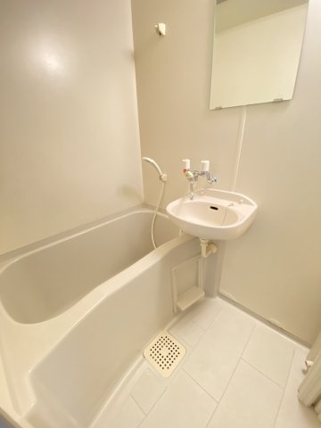 サンライフ宮野Aの浴室