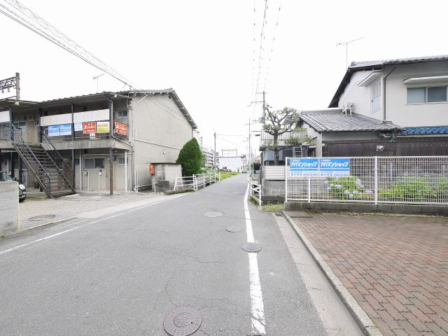 サンシャイン一番館の駐車場