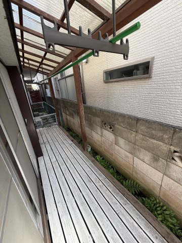 上広谷C貸家のバルコニー