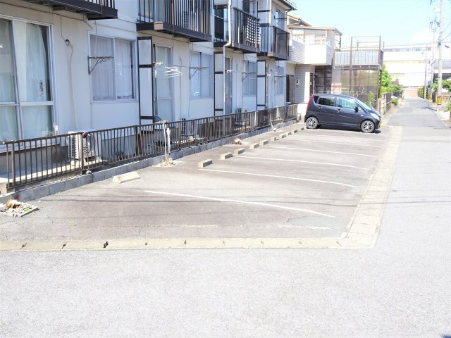 第3フォーブル笠縫の駐車場
