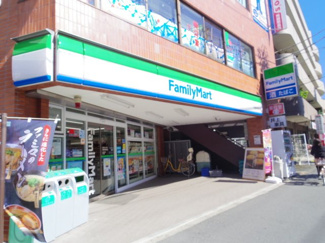 ファミリーマート武蔵新城駅西店まで400ｍ