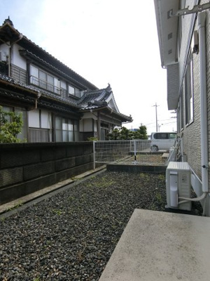 【庭】 | モクレレ