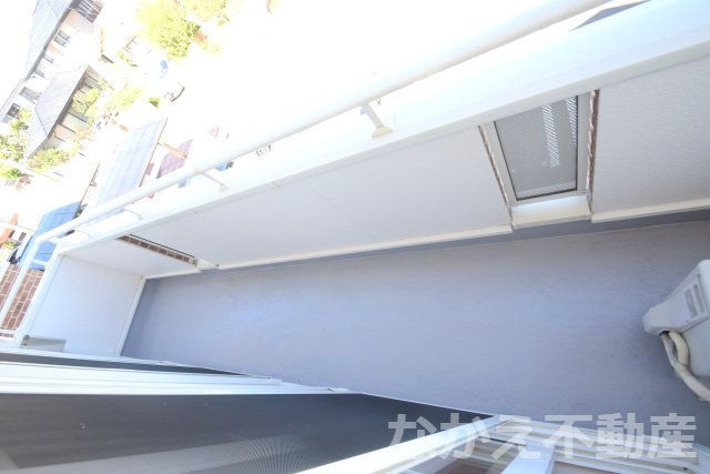 【バルコニー】 | 暖かな日差しのふりそそぐバルコニー