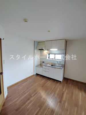 【居間・リビング】 | ヴェルデ・ジャルディーノA | 別部屋写真です。