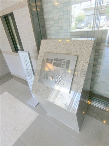 ルーブル大鳥居弐番館のエントランス