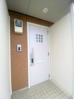 【玄関】 | シャーメゾン下津野