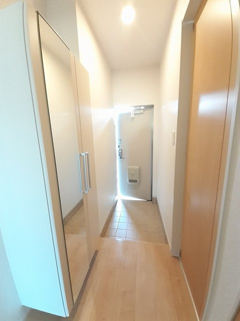 【玄関】
