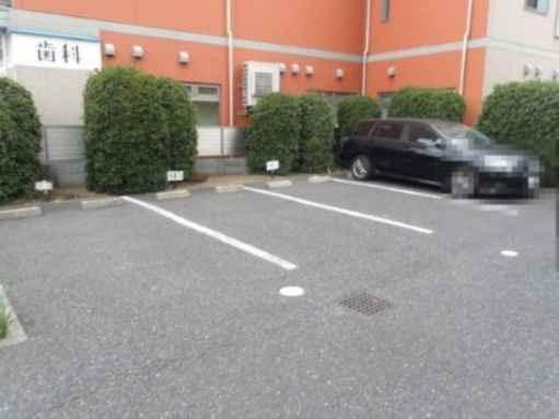Humanハイム船橋の駐車場