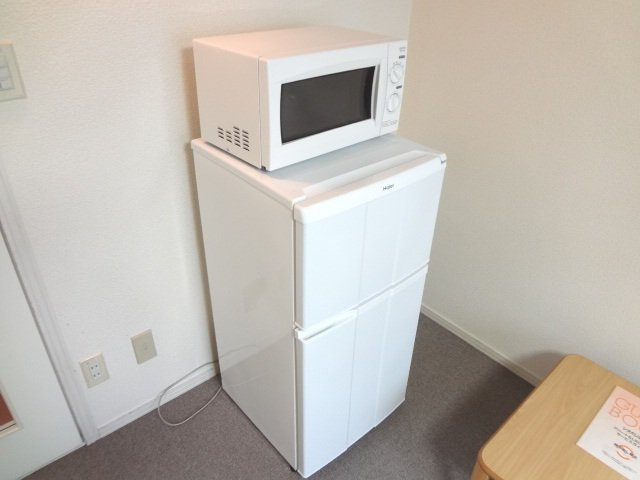 レオパレス一宮第４のその他共用部分|電子レンジ、冷蔵庫