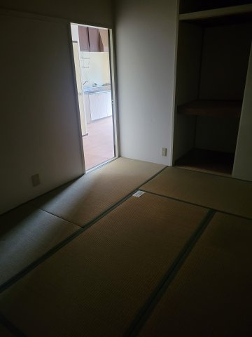 石橋ハイツB