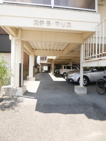 ステラ・マリスの駐車場|駐車場があるので、車を買う予定の方も安心です